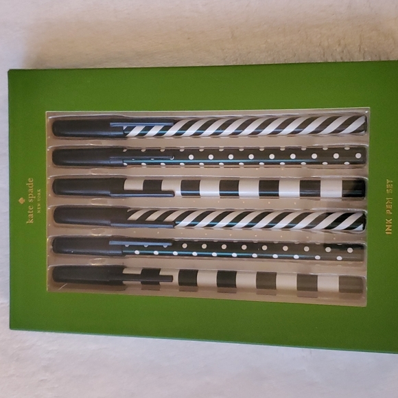 NWT Kate Spade Top of the line pen set of 6 ( black ink)
